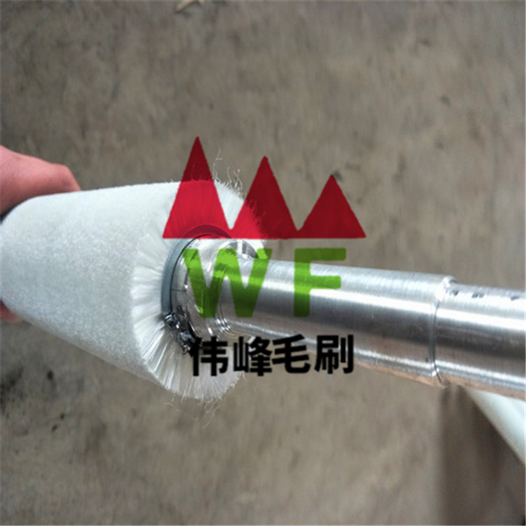 弹簧刷辊